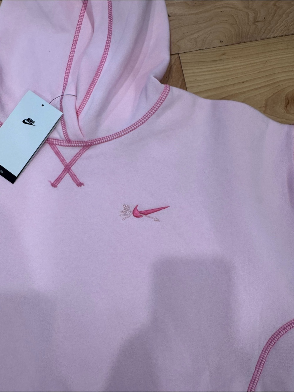 Nike kids Pink Contrast StitchHoodie Sweatshirt NWT Size Large - Picture 3 of 5